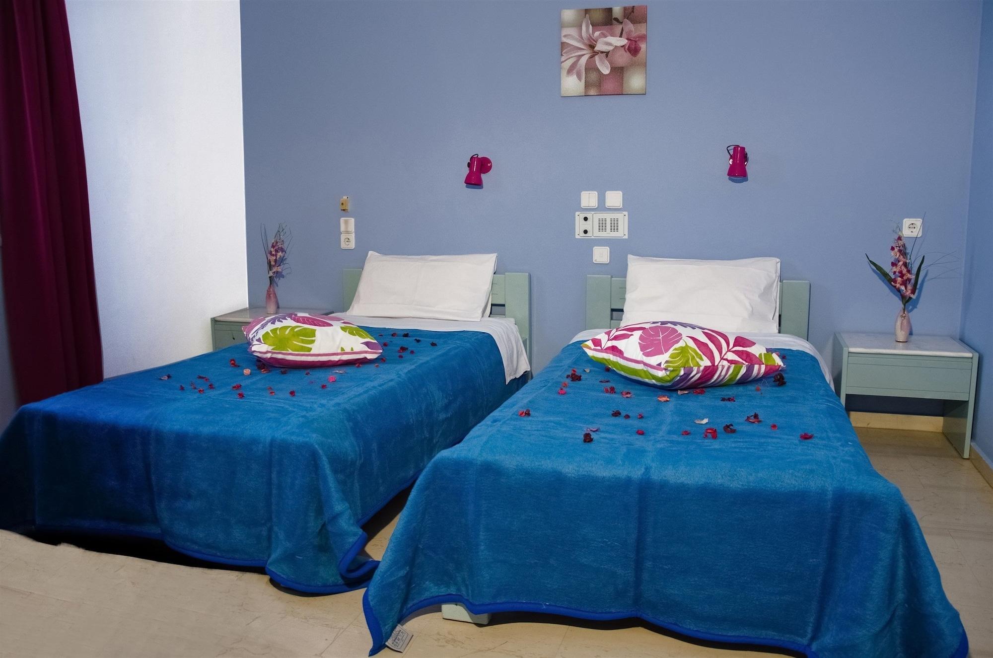 Galini Apartments มาเลีย ภายนอก รูปภาพ