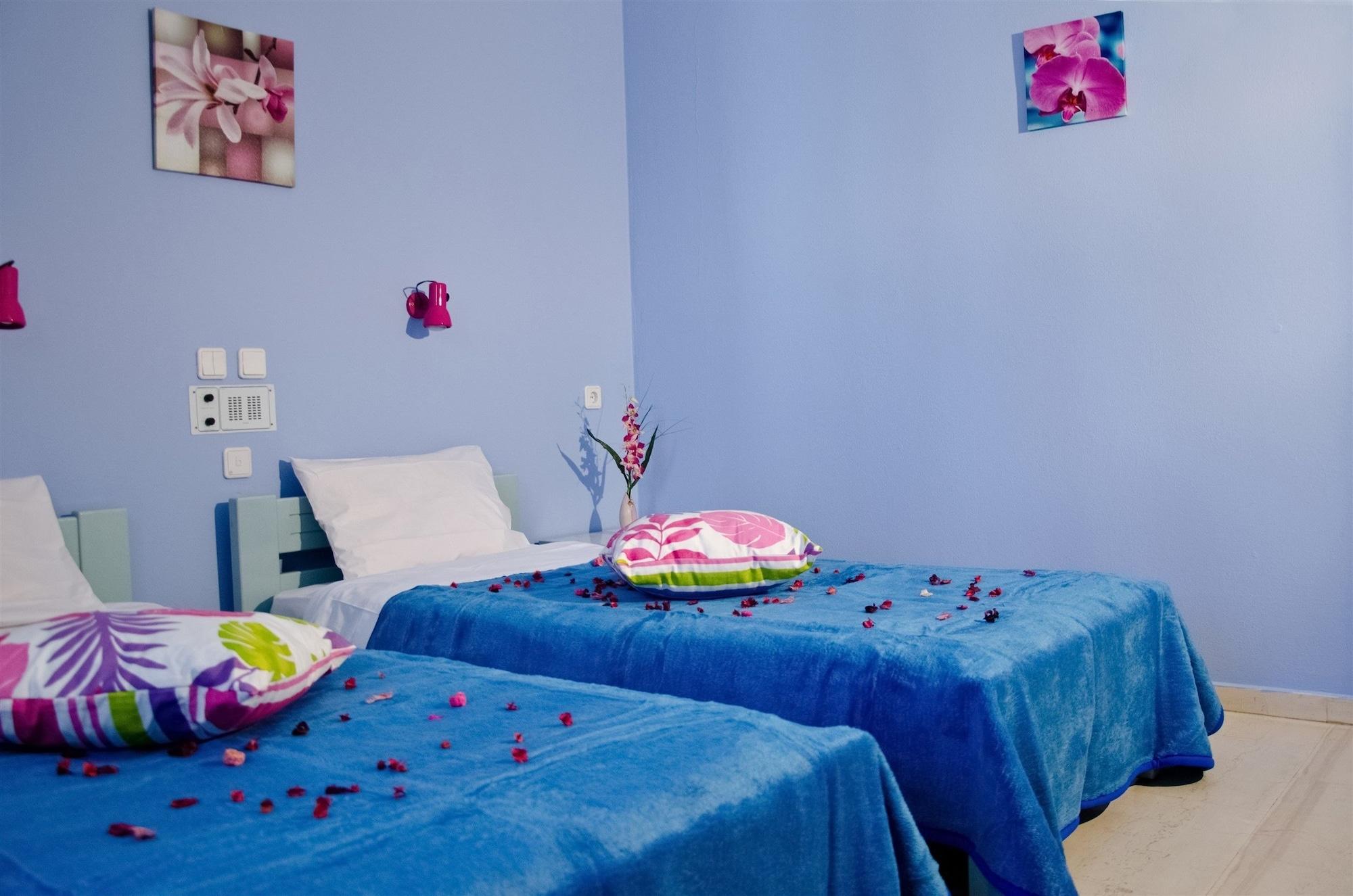 Galini Apartments มาเลีย ภายนอก รูปภาพ